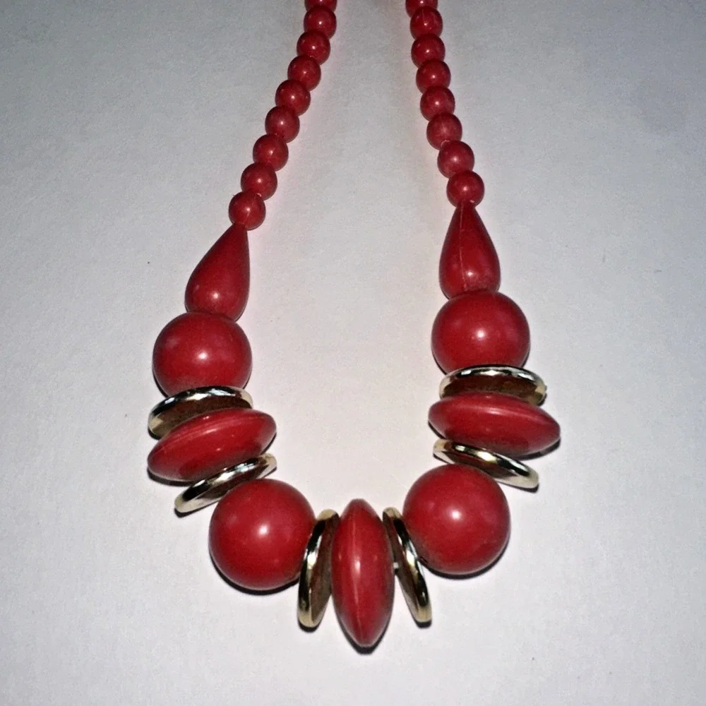 Unbranded Graduated Bead Necklace Women 22